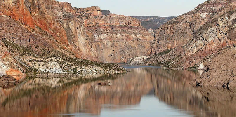 cañon del atuel, san rafael.